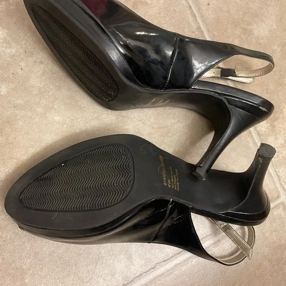 Laura Ashley Black Classic Heels - Picture 4 of 5